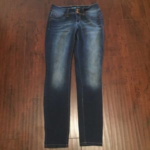 YMI wanna betta butt skinny jeans size 7